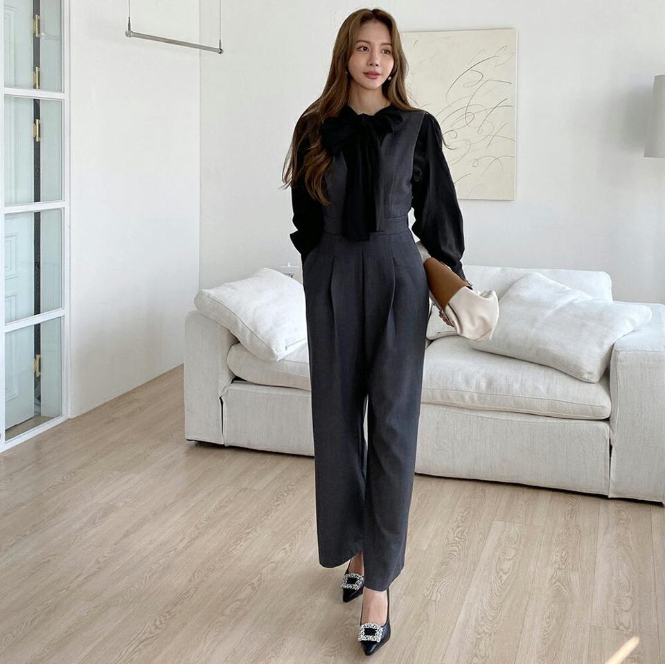 【送料無料】ディープVネックワイドオールインワン・全2色・b00730 レディース 【pt】オールインワン パンツ ロングパンツ ワイド Vネック レイヤード スリーブレス ノースリーブ 単色 無地 シンプル 秋 冬 韓国ファッション ハイホリHIHOLLI