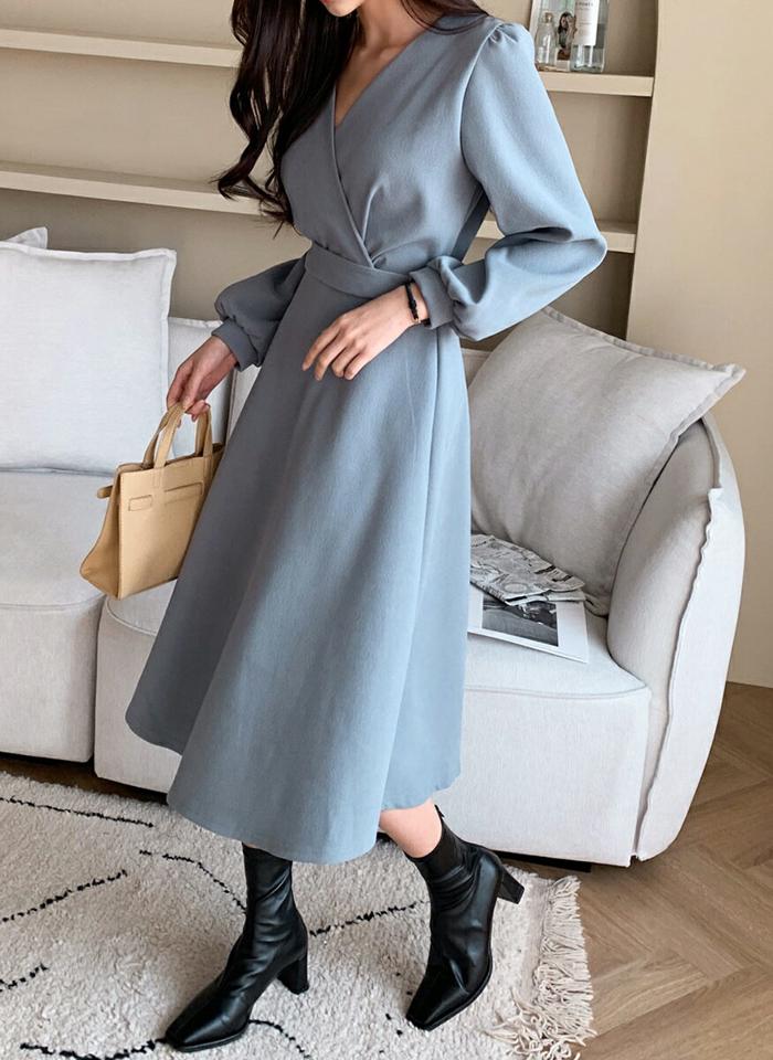 カシュクールフレアワンピース・全2色・t62974 レディース 【ops】韓国ファッション ワンピース ロング ロングワンピース 長袖 Vネック カシュクール フレア リボン ロング丈 無地 シンプル 体型カバー カジュアル 秋 冬
