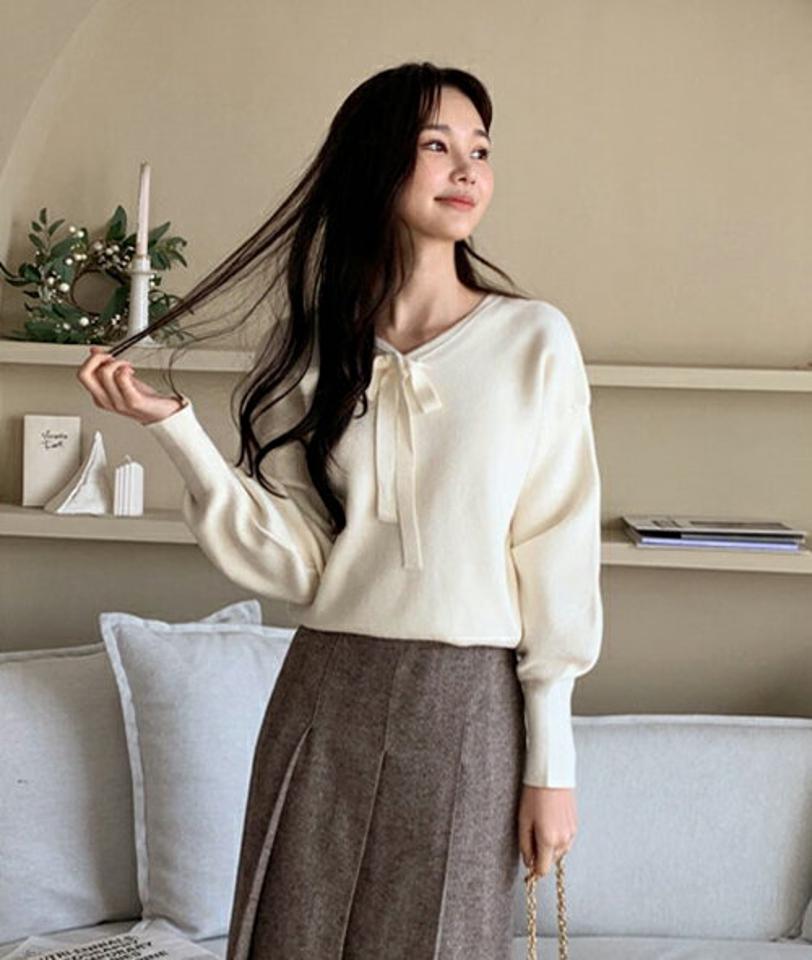 2WAYリボンVネックニット・全3色・b62964 レディース 【tops】韓国ファッション トップス ニット 大人 長袖 Vネック リボン バルーン ウール混 リボン 2WAY 無地 シンプル 体型カバー フェミニン カジュアル 秋 冬