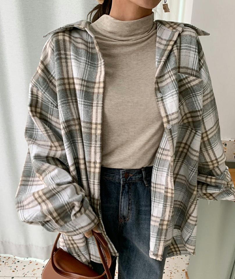 チェックオーバーフィットシャツ・全2色・t65860 レディース 【bl】韓国ファッション トップス シャツ 長袖 カラーネック チェック オーバーサイズ ロング丈 ボタン ポケット カジュアル ルーズ 体型カバー ガーリー 秋 冬