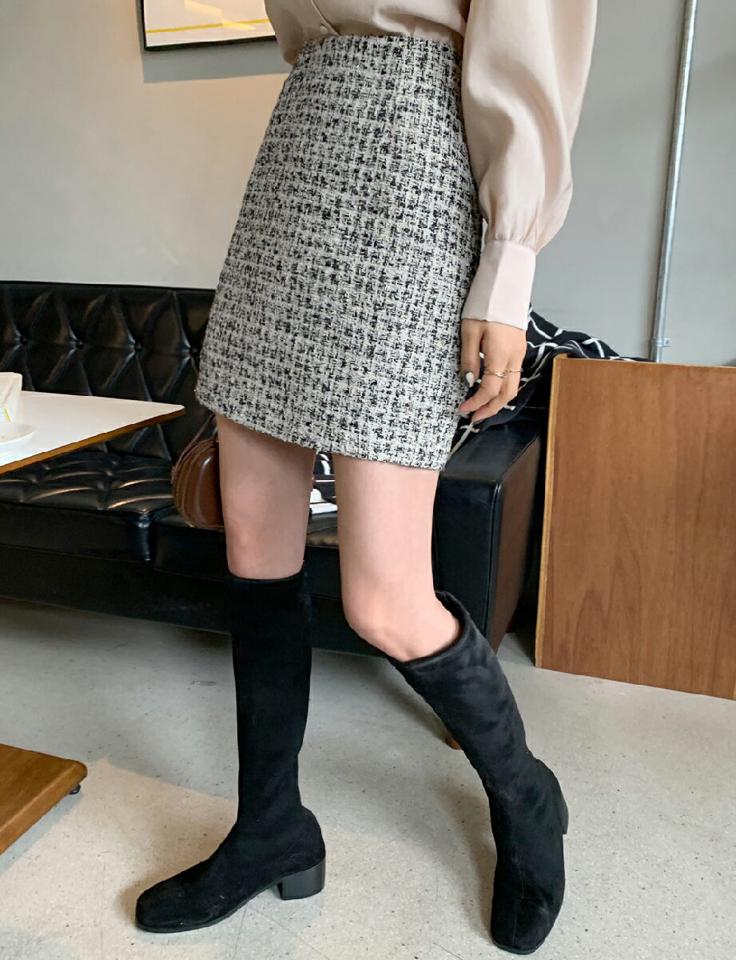 ツイードIラインミニスカート・全2色・b65820 レディース 【sk】韓国ファッション ボトムス スカート ミニ ミニスカート ツイード Iライン スリム ウール混 ミニ丈 ガーリー 体型カバー 足長 細身 シンプル 上品 高級感 秋 冬