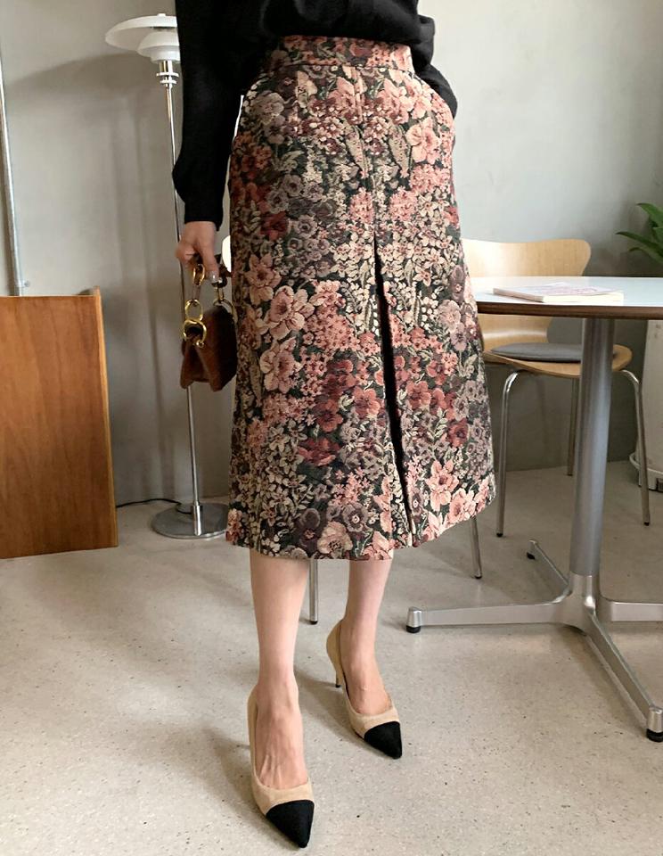 フローラルジャガードスカート・全2色・b65822 レディース 【sk】韓国ファッション ボトムス スカート ロング ロングスカート 花柄 フラワー フローラル Aライン ジャガードスカート ロング丈 シンプル 大人 カジュアル フェミニン 秋 冬
