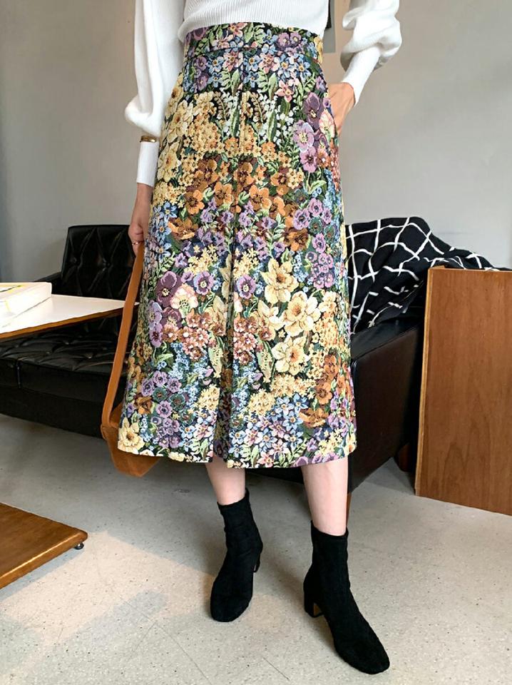 フローラルジャガードスカート・全2色・b65822 レディース 【sk】韓国ファッション ボトムス スカート ロング ロングスカート 花柄 フラワー フローラル Aライン ジャガードスカート ロング丈 シンプル 大人 カジュアル フェミニン 秋 冬