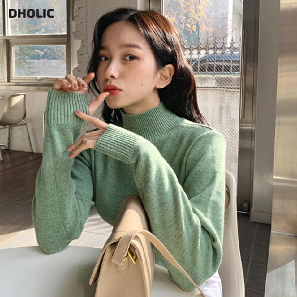 フィンガーホールハイネックニット・全4色・t01661 レディース 【tops】韓国ファッション トップス ニット 長袖 ハイネック カラーニット フィンガーホール モダン クロップド丈 フェミニン 無地 シンプル 秋 冬 NIJU