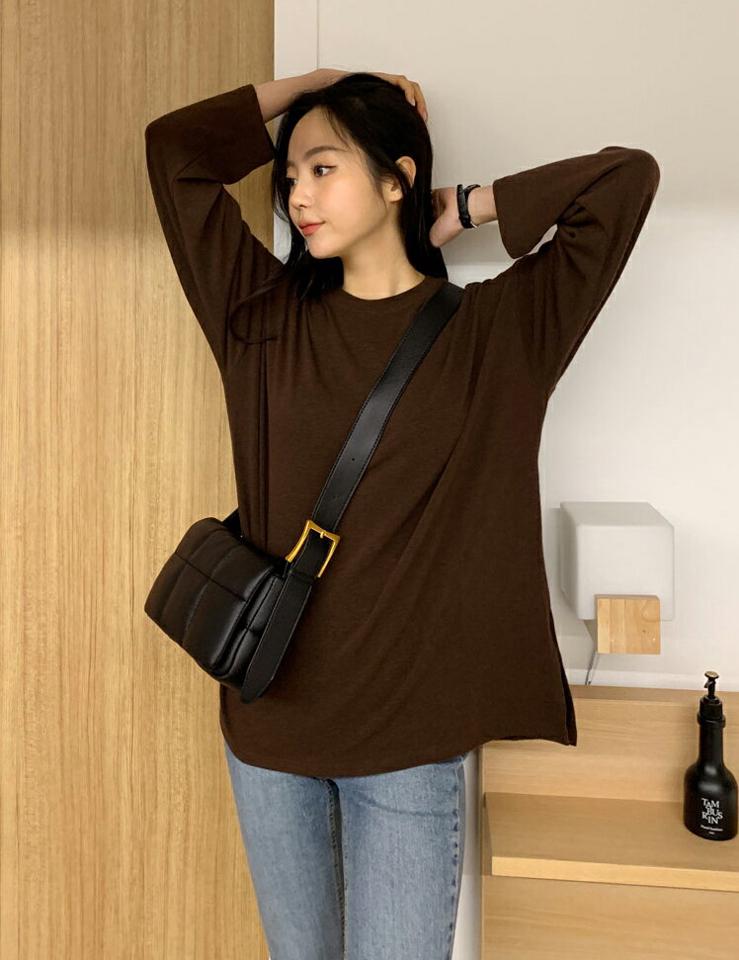 サイドスリットラウンドTシャツ・全6色・b66347 レディース 【tops】韓国ファッション トップス Tシャツ 大人 長袖 ラウンドネック スリット ルーズ ドロップショルダー 無地 ベーシック シンプル 体型カバー フェミニン カジュアル 秋 冬