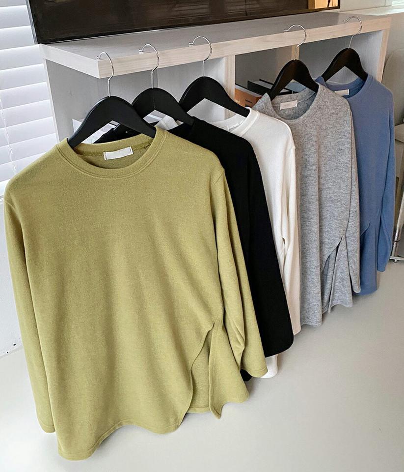 起毛ダイアゴナルスリットTシャツ・全5色・t66379 レディース 【tops】韓国ファッション トップス Tシャツ 大人 長袖 ラウンドネック 起毛 ダイアゴナル スリット ルーズ 異素材 無地 シンプル 体型カバー フェミニン カジュアル デイリー 秋 冬