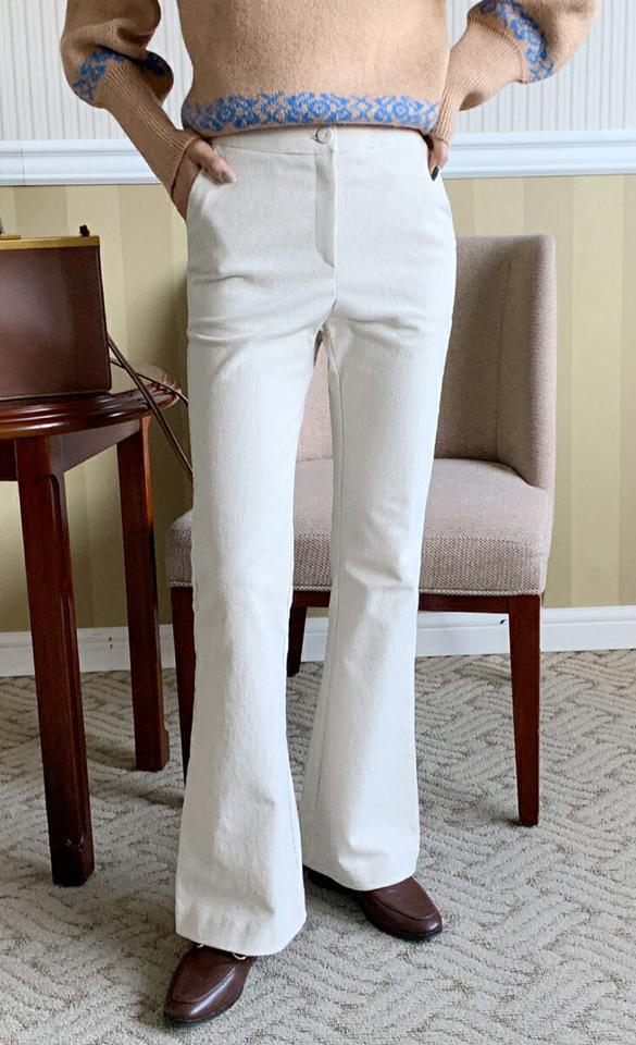 コーデュロイフレアパンツ・全3色・t63353 レディース 【pt】韓国ファッション ボトムス ロング ロングパンツ コーデュロイ フレア スリム ブーツカット ポケット 無地 シンプル 体型カバー カジュアル フェミニン 秋 冬