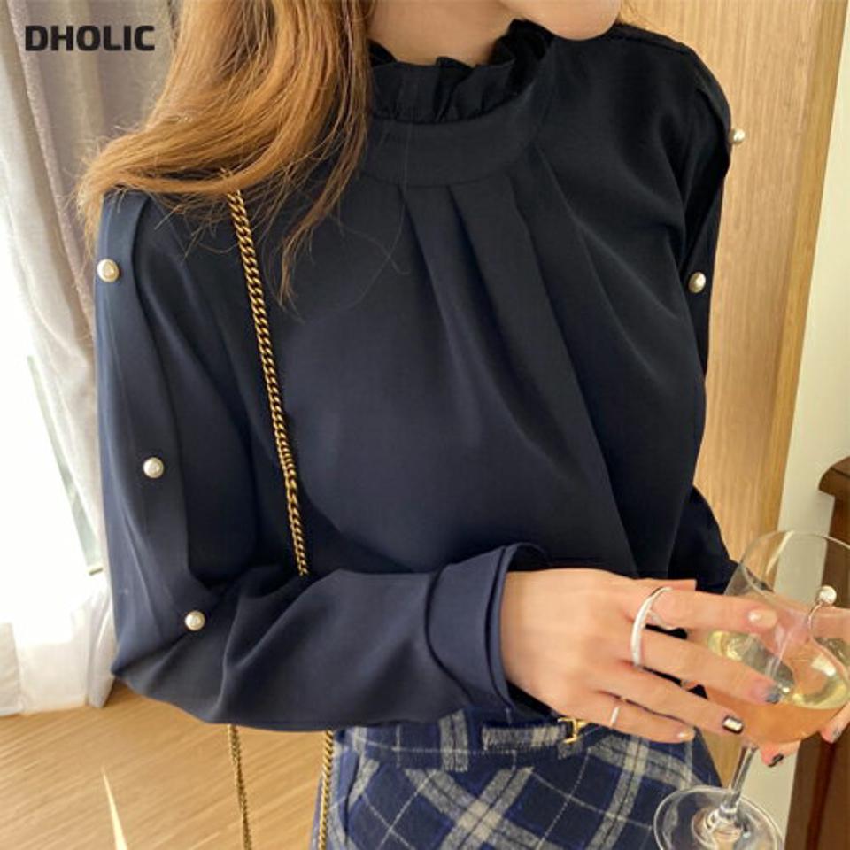 パール調ラインフリルネックブラウス・全4色・t71280 レディース 【bl】トップス ブラウス 長袖 パールボタン フリル フェミニン 上品 大人 フリルネック 襟コン かわいい 秋 冬 韓国ファッション ハイホリHIHOLLI