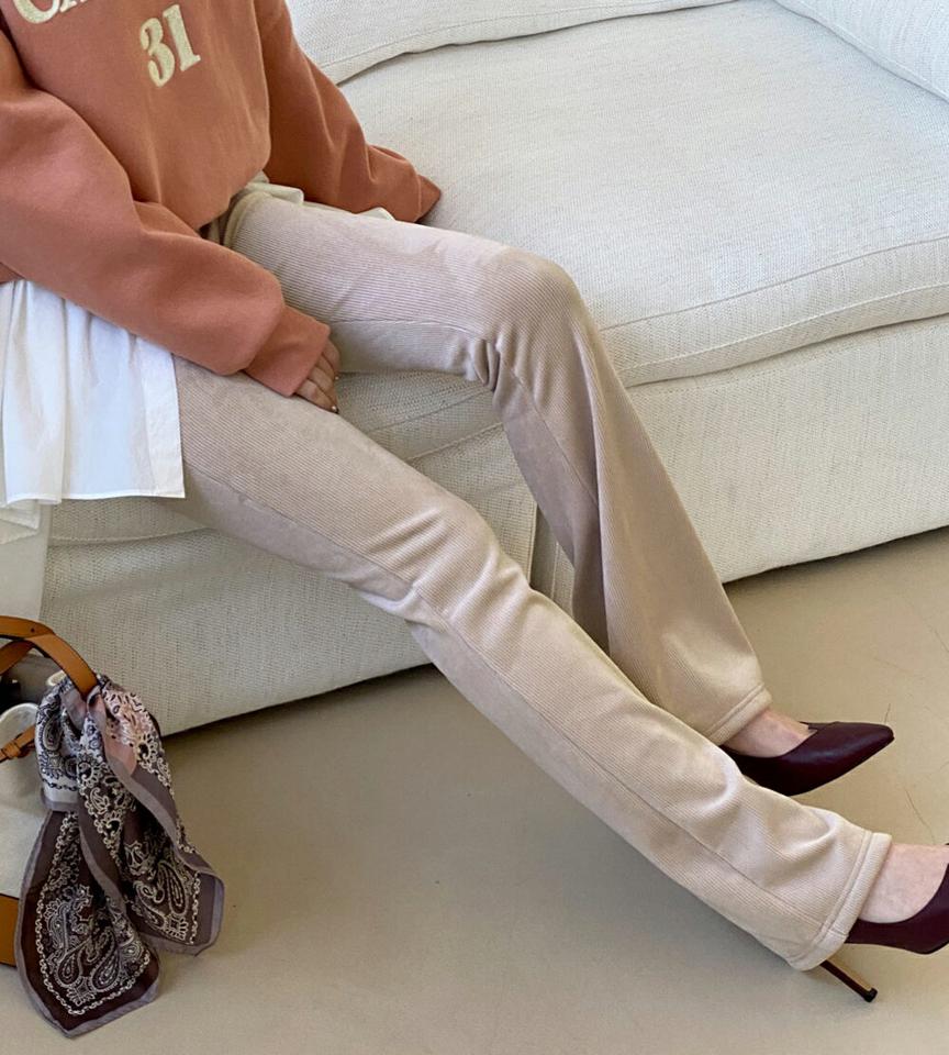 ベロアフレアパンツ・全3色・b00772 レディース 【pt】パンツ ズボン ロングパンツ 長ズボン ベロア フレア 単色 無地 シンプル ベーシック 大人 きれいめ ウエストゴム 秋 冬 韓国ファッション ハイホリHIHOLLI