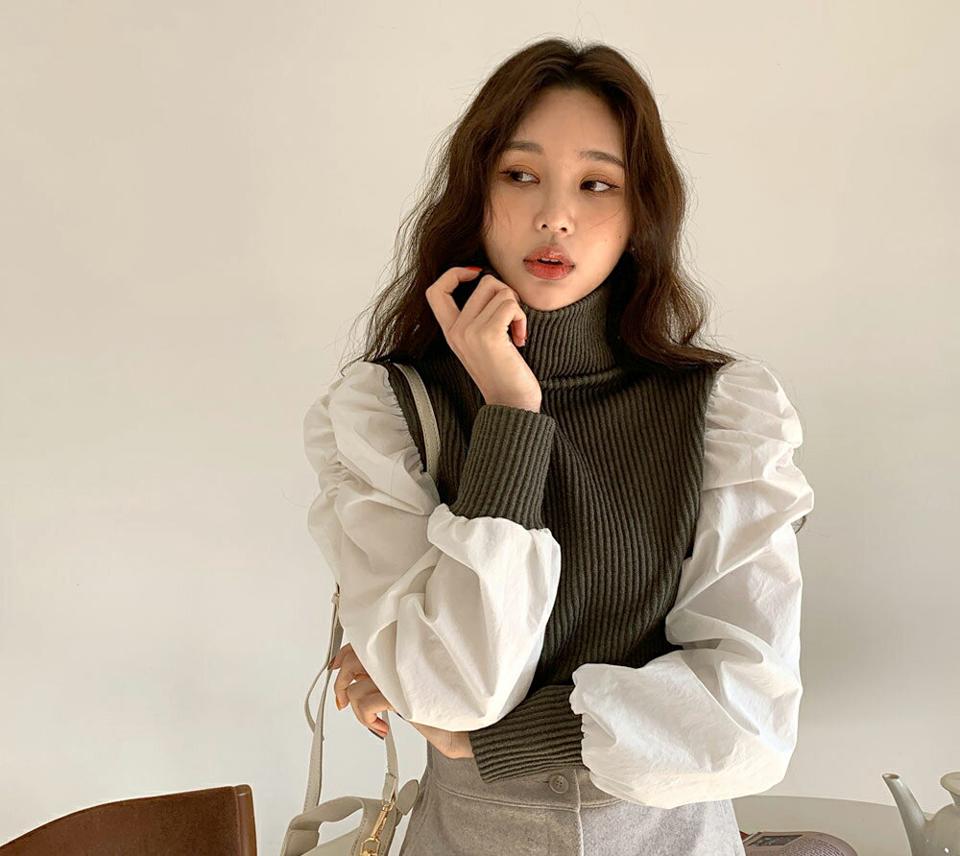 ≪人気商品再入荷≫パフコントラストニット・全2色・b63056 レディース 【tops】韓国ファッション 異素材 トップス 大人 長袖 タートルネック パフスリーブ ブラウスニット ギャザー ボリューム袖 バイカラー クリスマス シンプル フェミニン 秋 冬