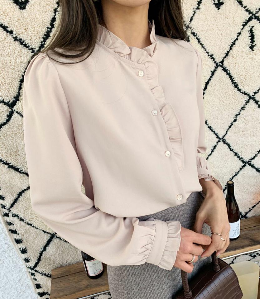 フリルボタンシフォンブラウス・全4色・65912 レディース 【bl】韓国ファッション トップス ブラウス 長袖 カフス フリル ボタン シフォン シンプル 大人 体型カバー 高級感 カジュアル フェミニン 秋 冬