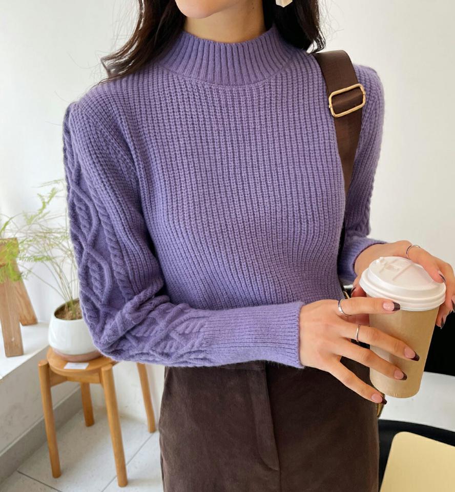 【只今10%OFF】ケーブルスリーブクロップドニット・全2色・b65946 レディース 【tops】韓国ファッション トップス ニット 大人 長袖 ハーフネック ケーブル編み スリーブ クロップド丈 ウール混 無地 シンプル 体型カバー フェミニン ガーリー 秋 冬【ニットセール】