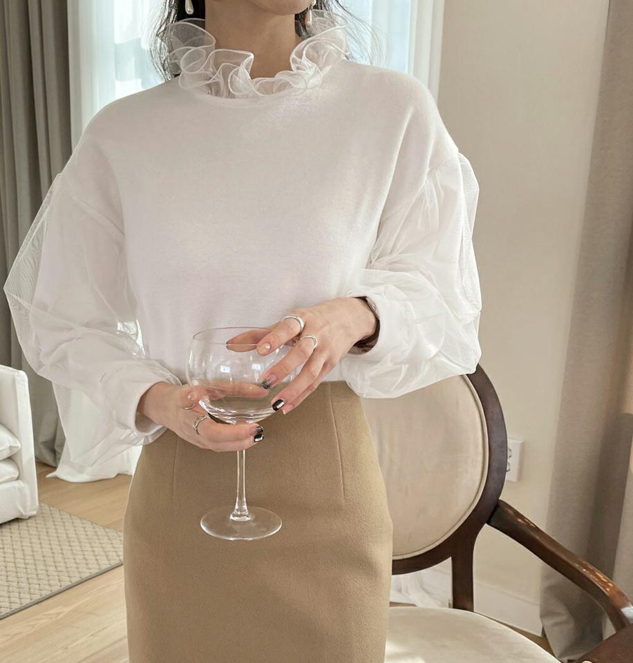 シースルーフリルネックTシャツ・全2色・b71344 レディース 【tops】トップス フリルネック シアー シースルー 透け感 長袖 大人 単色 無地 シンプル かわいい フェミニン サイドスリット 秋 冬 春 韓国ファッション ハイホリHIHOLLI