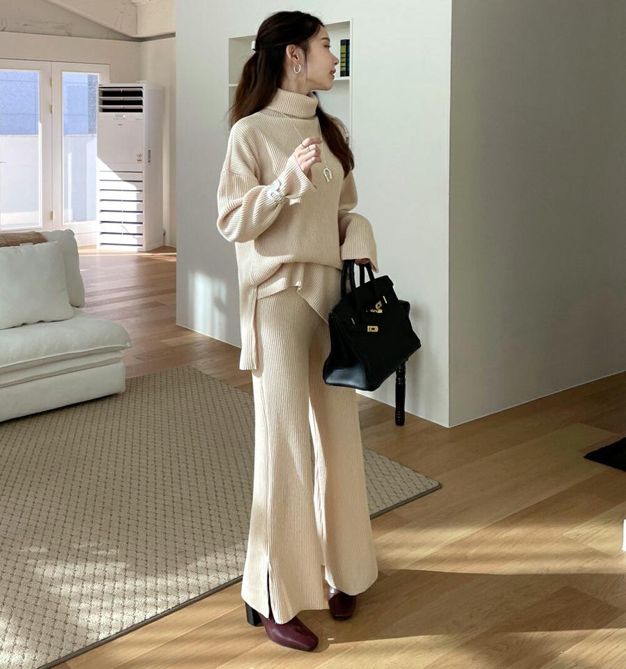 【新作10%OFF】タートルネックリブニット&ワイドパンツSET・全2色・t71353 レディース 【pt】セットアップ setup トップス ニット 長袖 タートルネック ハイネック パンツ ズボン リブニット 単色 無地 シンプル ラフ ニットアップ 秋 冬 韓国ファッション ハイホリHIHOLLI