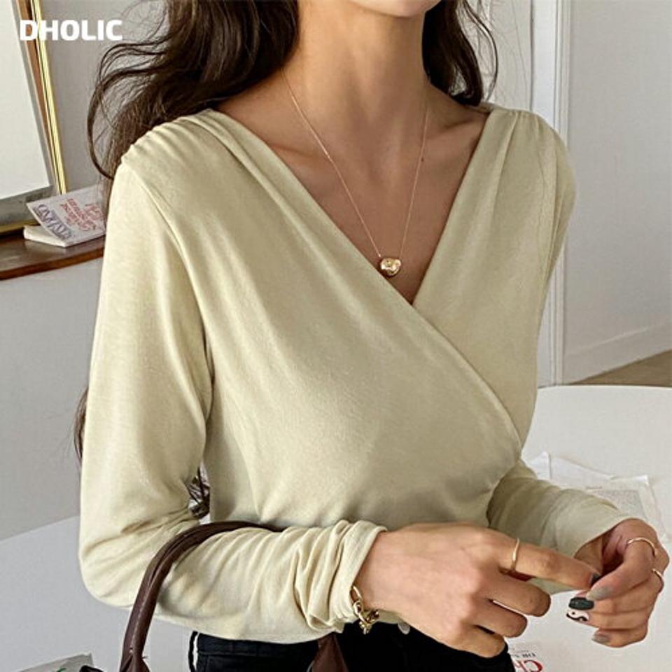 【新作10%OFF】カシュクールギャザーTシャツ・全4色・t66395 レディース 【tops】韓国ファッション トップス Tシャツ 大人 長袖 Vネック カシュクール ギャザー スリム 無地 シンプル 体型カバー 細身 フェミニン カジュアル 秋 冬