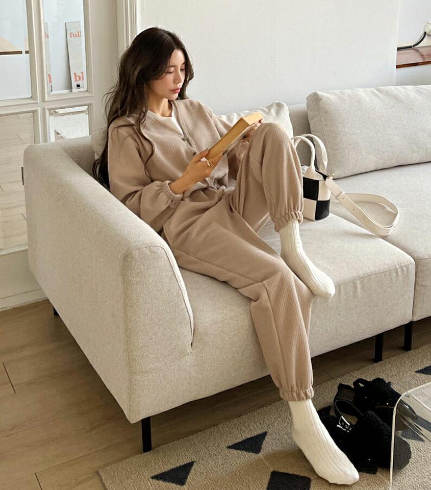 【新作10%OFF】Vネックボタンオールインワン・全3色・t66407 レディース 【pt】韓国ファッション オールインワン パンツ ロング ロング丈 長袖 ストレート カシュクール Vネック ポケット ゆったり ナチュラル ルーズパンツ 細身 体型カバー 秋 冬