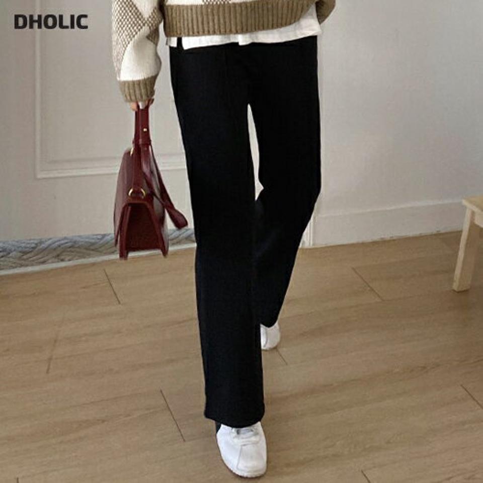 裏起毛センタープレスフレアパンツ・全2色・t66399 レディース 【pt】韓国ファッション ボトムス ロング ロングパンツ パンツ 裏起毛 センタープレス フレアパンツ 無地 シンプル ウエストゴム 体型カバー カジュアル フェミニン 秋 冬