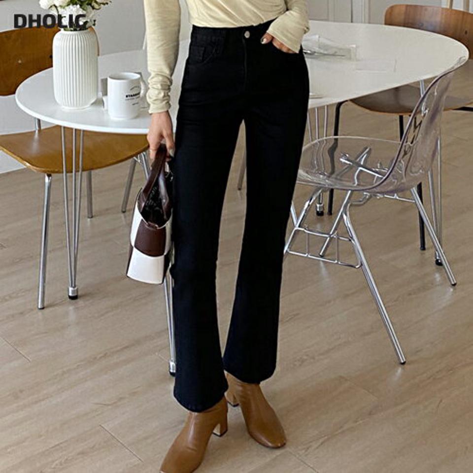 裏起毛ブラックセミフレアパンツ・全1色・t66397 レディース 【pt】韓国ファッション ボトムス ロング ロングパンツ パンツ 裏起毛 セミフレア ボタン ポケット 無地 ベーシック シンプル 体型カバー カジュアル フェミニン 秋 冬