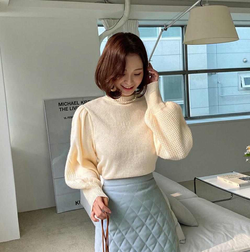 バックワッフルパフニット・全3色・b65966 レディース 【tops】韓国ファッション トップス ニット 大人 長袖 ラウンドネック パフスリーブ バックワッフル カラーニット 異素材 シンプル 体型カバー フェミニン カジュアル 秋 冬