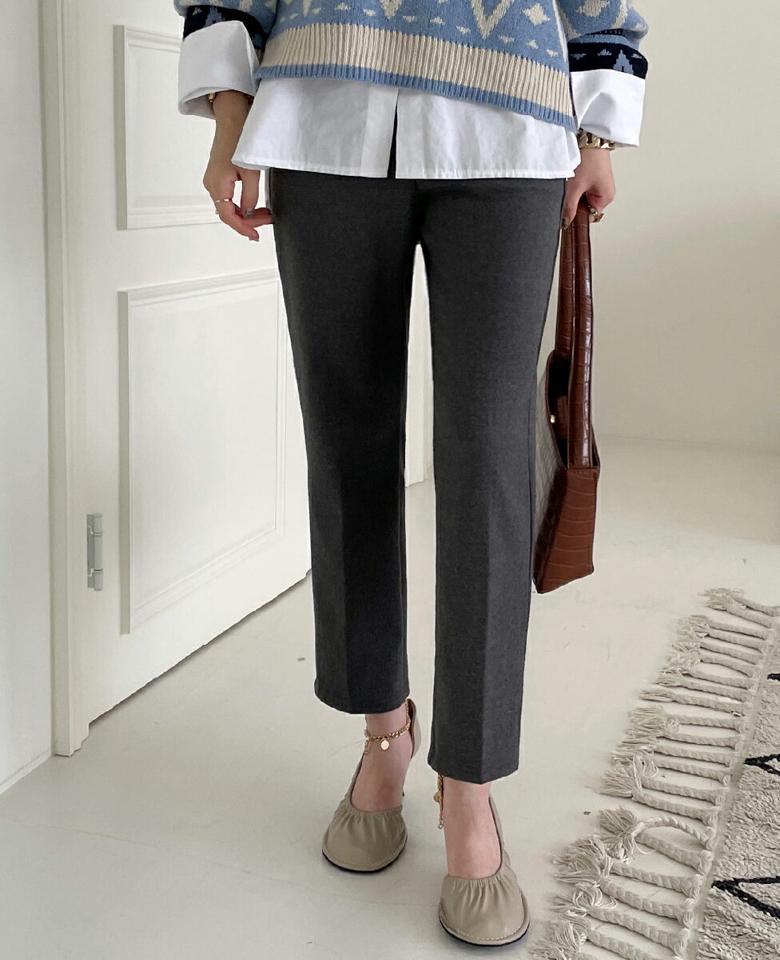 ウエストゴムテーパードパンツ・全6色・t71322 レディース 【pt】パンツ ズボン ロングパンツ 長ズボン ウエストゴム テーパードパンツ 単色 無地 シンプル 大人 オフィスカジュアル クロップド丈 秋 冬 韓国ファッション ハイホリHIHOLLI