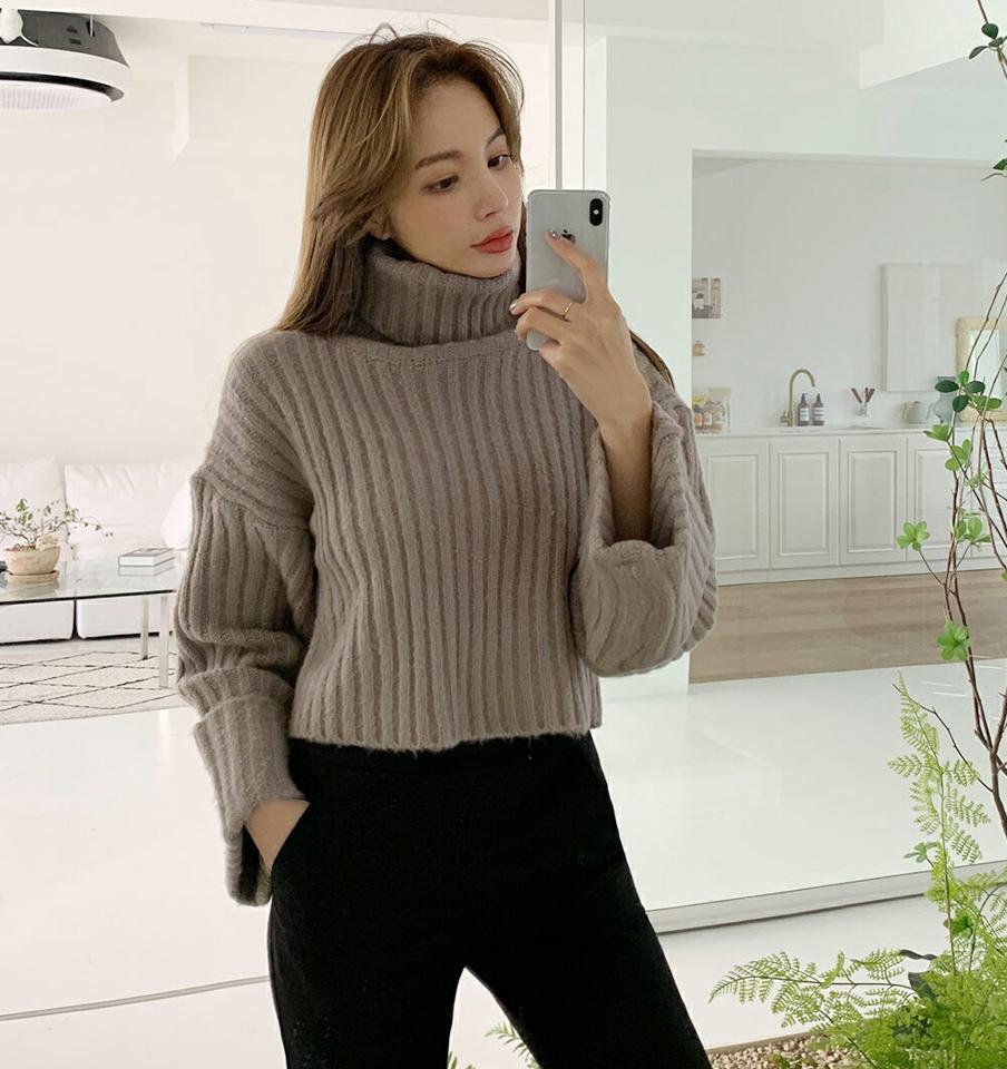 タートルネックロールアップニット・全4色・71311 レディース 【tops】トップス ニット 長袖 タートルネック ロールアップ ハイネック 単色 無地 シンプル カジュアル クロップド丈 冬 韓国ファッション ハイホリHIHOLLI