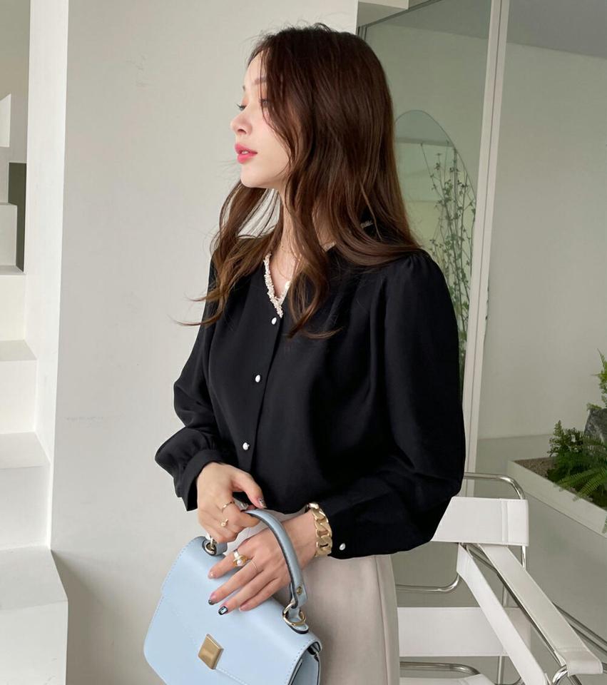 Vネックツイードラインブラウス・全4色・71367 レディース 【bl】トップス ブラウス 長袖 Vネック ツイード 上品 大人 きれいめ オフィスカジュアル パールボタン パフスリーブ パフ袖 秋 冬 韓国ファッション ハイホリHIHOLLI