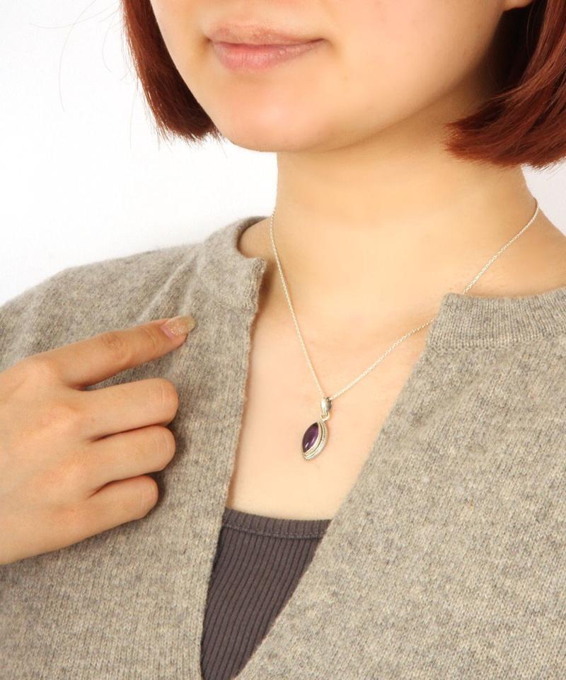 【フランス1点ものペンダント】アメジストリーフ型装飾ネックレス