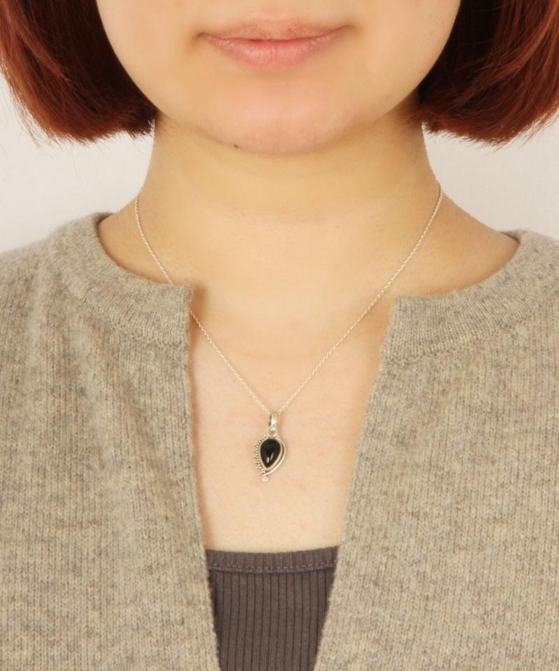 【フランス1点ものペンダント】オニキスしずく型ネックレス