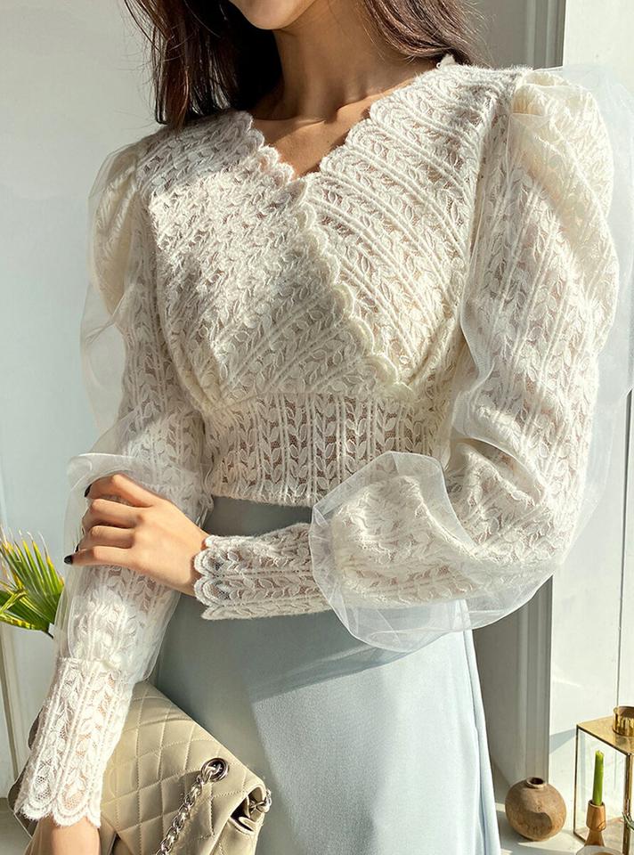 起毛リーフレースパフブラウス・全4色・t63115 レディース 【bl】韓国ファッション トップス ブラウス 長袖 Vネック 起毛 リーフ レース パフスリーブ カシュクール シンプル 大人 体型カバー カジュアル フェミニン 秋 冬