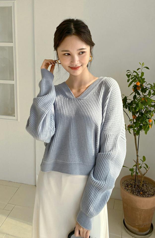Vネックルーズニット・全4色・t63093 レディース 【tops】韓国ファッション トップス ニット 大人 長袖 Vネック ルーズ カラーニット ドロップショルダー 無地 ベーシック シンプル フェミニン カジュアル ガーリー 秋 冬