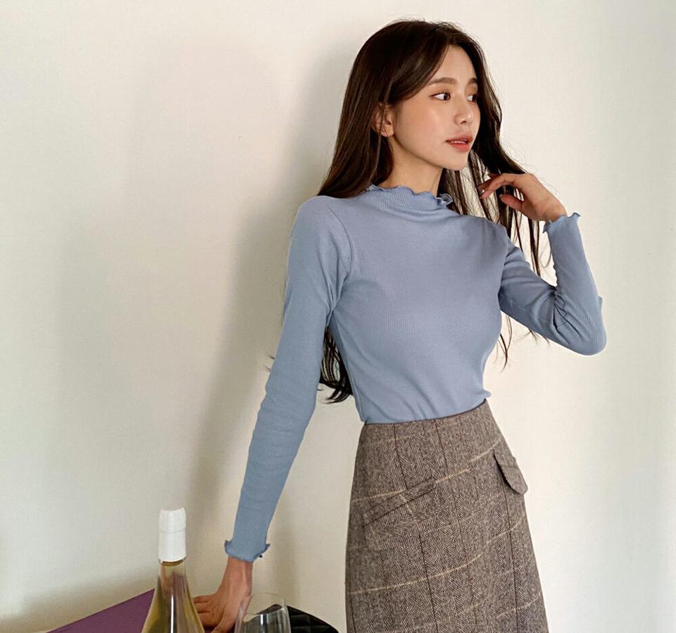 【スーパーセール特価】メロウリブTシャツ・全5色・t66010 レディース 【tops】韓国ファッション トップス Tシャツ 大人 長袖 ハーフネック スリム メロウ リブ 無地 シンプル 異素材 体型カバー 細身 フェミニン カジュアル 秋 冬