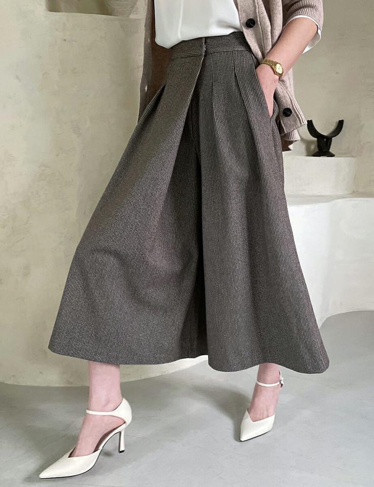 【10%OFF】2TYPE両起毛タックフレアパンツ・全4色・b00567 レディース 【pt】パンツ クロップド丈 フレアパンツ ワイドパンツ スカンツ タック 裏起毛 大人 単色 無地 シンプル チェック柄 体型カバー 冬 韓国ファッション ハイホリHIHOLLI【パンツセール】