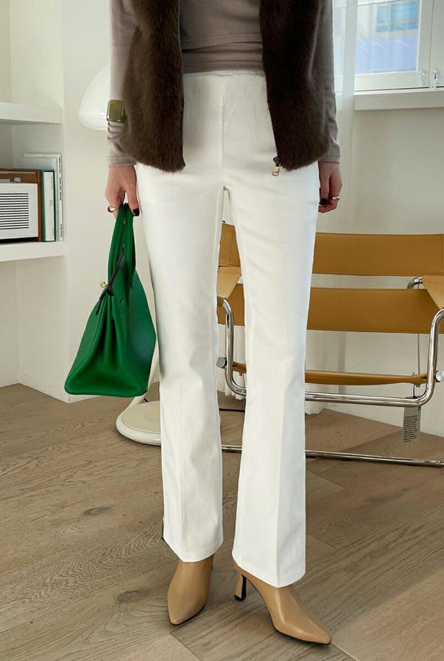 両起毛セミフレアパンツ・全4色・t00544 レディース 【pt】パンツ ズボン ロングパンツ 長ズボン フレアパンツ 単色 無地 シンプル ベーシック 起毛 裏起毛 大人 ウエストゴム きれいめ カジュアル 冬 韓国ファッション ハイホリHIHOLLI