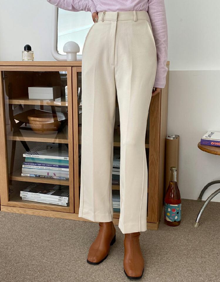 センタープレスワイドスラックス・全3色・t63414 レディース 【pt】韓国ファッション ボトムス ロング ロングパンツ スラックスパンツ スラックス センタープレス ワイド プレス加工 無地 シンプル 体型カバー カジュアル フェミニン 秋 冬