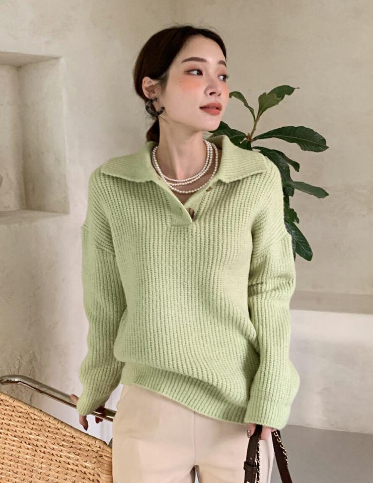 2ボタンカラーニット・全4色・t00543 レディース 【tops】トップス ニット 長袖 単色 無地 シンプル リブニット カジュアル ポロ襟 ラフ 大人 秋 冬 韓国ファッション ハイホリHIHOLLI 年上