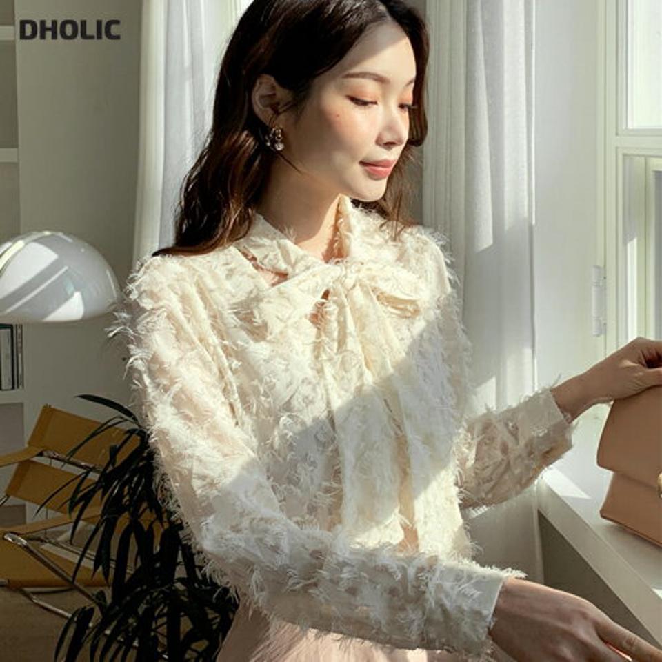 フェザー調ストラップブラウス・全3色・t00564 レディース 【bl】トップス ブラウス 長袖 ストラップ フェザー フェミニン 上品 大人 高級感 Vネック 襟コン パフスリーブ パフ袖 秋 冬 韓国ファッション ハイホリHIHOLLI