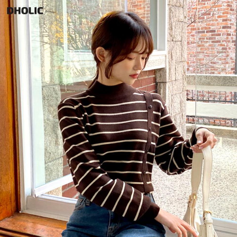 【只今10%OFF】フェイクボタンボーダーニット・全4色・b01814 レディース 【tops】韓国ファッション トップス ニット 長袖 ハーフネック フェイクボタン ボーダー 配色 異素材 フェミニン シンプル デイリー 異素材 体型カバー カジュアル 秋 冬 NIJU【ニットセール】