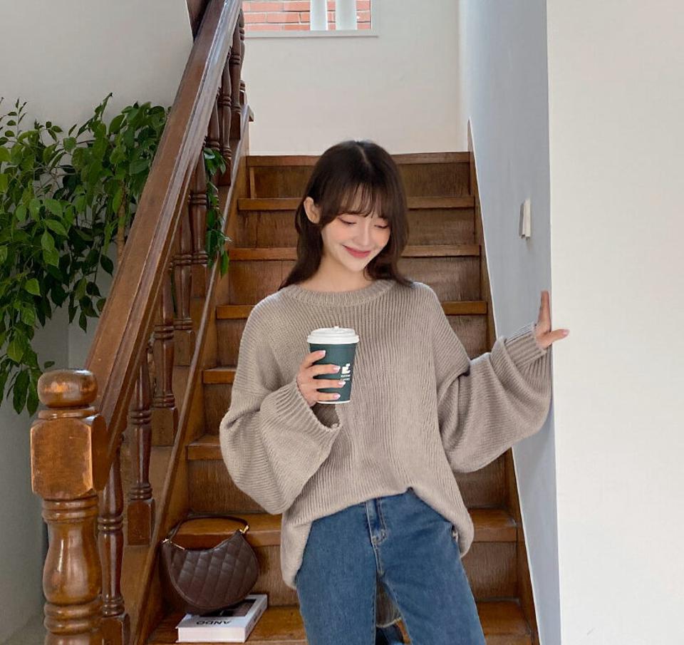 ラウンドルーズフィットニット・全4色・t01816 レディース 【tops】韓国ファッション トップス ニット 長袖 ラウンドネック ルーズ カラーニット ロング丈 パステル くすみ フェミニン 無地 シンプル デイリー 体型カバー 秋 冬 NIJU