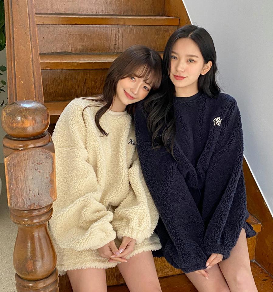 【送料無料】レタリングボアスウェット&ボアショートパンツSET・全2色・t01825 レディース 【pt】韓国ファッション ボトムス パンツ ショートパンツ ウェット セットアップ 長袖 ボア レタリング シンプル 体型カバー カジュアル 秋 冬 NIJU