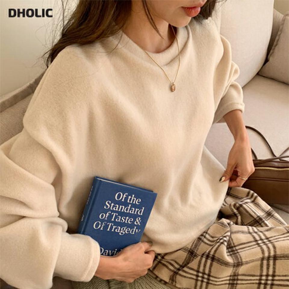 起毛クロップドTシャツ・全4色・t66053 レディース 【tops】韓国ファッション トップス Tシャツ 大人 長袖 ラウンドネック 起毛 クロップド丈 ドロップショルダー 無地 シンプル フェミニン カジュアル デイリー 秋 冬