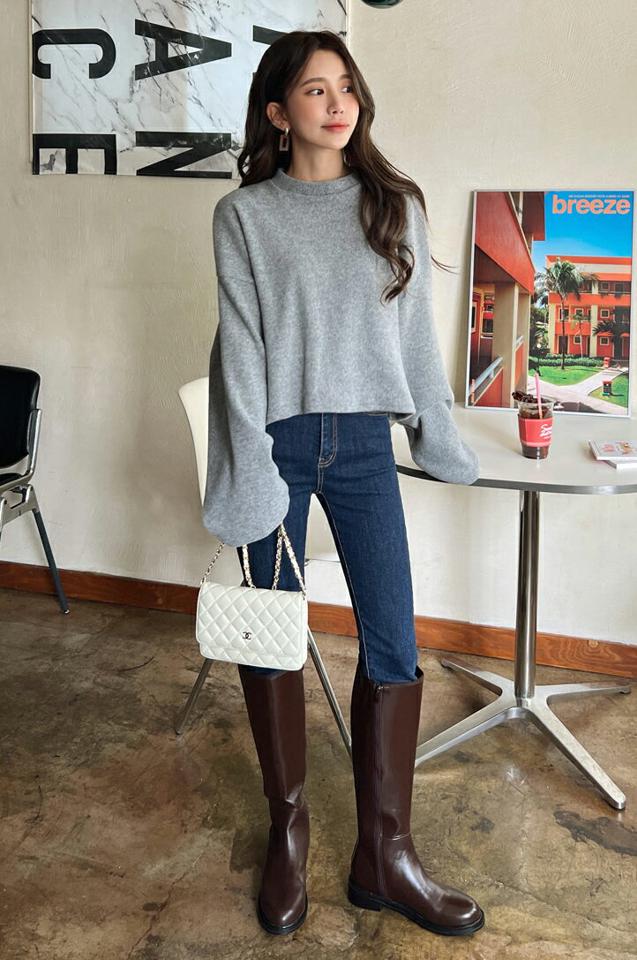 起毛クロップドTシャツ・全4色・t66053 レディース 【tops】韓国ファッション トップス Tシャツ 大人 長袖 ラウンドネック 起毛 クロップド丈 ドロップショルダー 無地 シンプル フェミニン カジュアル デイリー 秋 冬