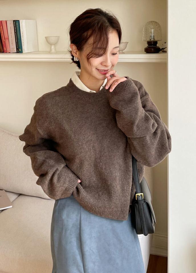【只今10%OFF】バックスリットニット・全4色・t66118 レディース 【tops】韓国ファッション トップス ニット 大人 長袖 ラウンドネック バックスリット カラーニット クロップド丈 ウール混 無地 ベーシック シンプル 体型カバー フェミニン 秋 冬【ニットセール】