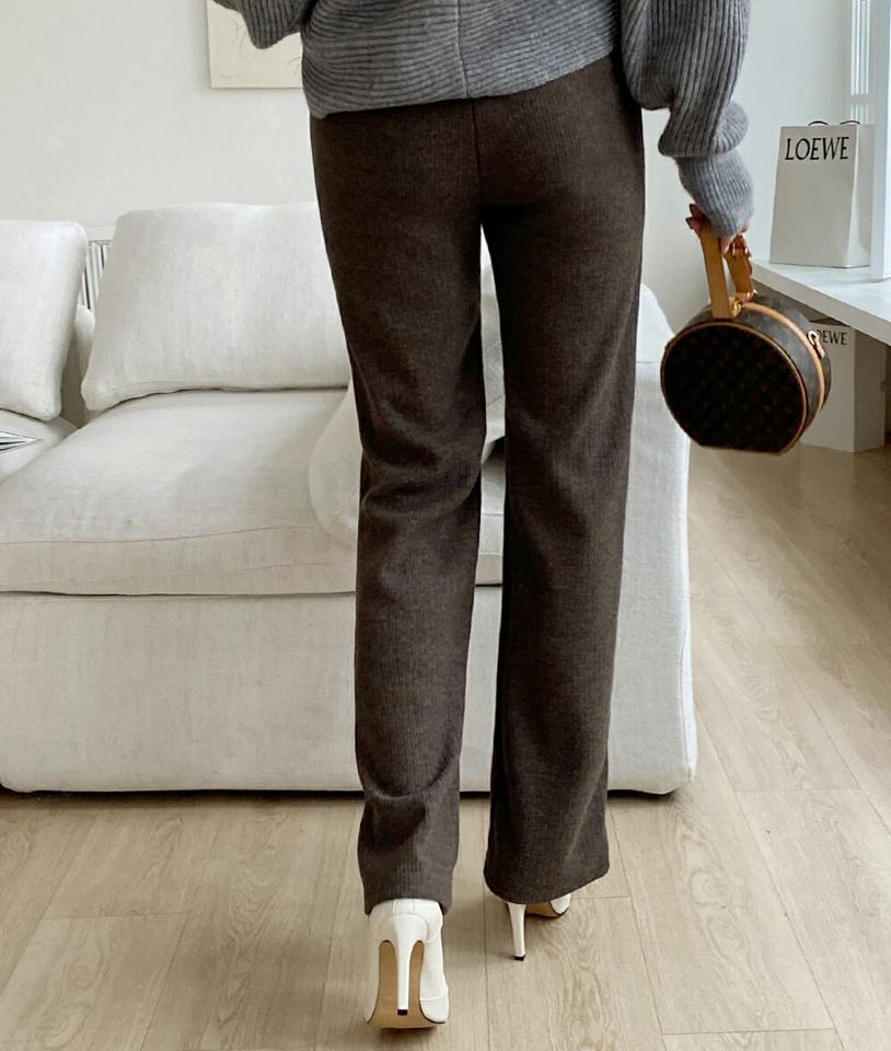 ストレートリブニットパンツ・全2色・t64515 レディース 【pt】パンツ ズボン ロングパンツ ニットパンツ ストレートパンツ リブニット 単色 無地 シンプル 大人 カジュアル 秋 冬 韓国ファッション ハイホリHIHOLLI