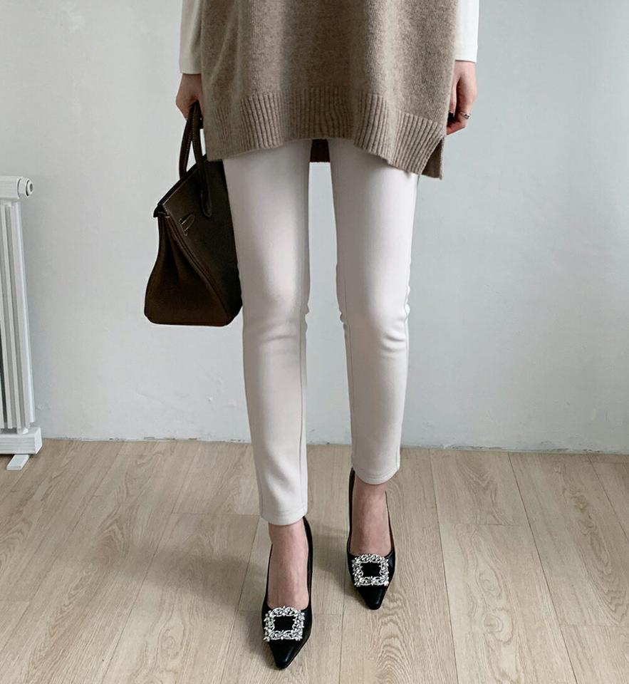 裏起毛ウエストゴムスリムパンツ・全2色・b64514 レディース 【pt】パンツ ズボン ロングパンツ 長ズボン スキニーパンツ スリム タイト 単色 無地 シンプル ベーシック カジュアル ラフ 大人 冬 韓国ファッション ハイホリHIHOLLI