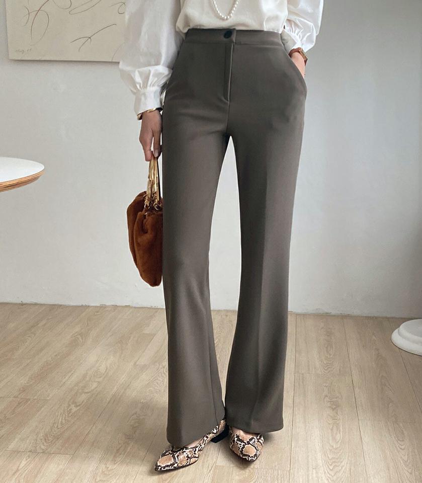 裏起毛セミフレアパンツ・全4色・t64513 レディース 【pt】パンツ ズボン ロングパンツ 長ズボン フレアパンツ 単色 無地 シンプル ベーシック 大人 オフィスカジュアル きれいめ 冬 韓国ファッション ハイホリHIHOLLI