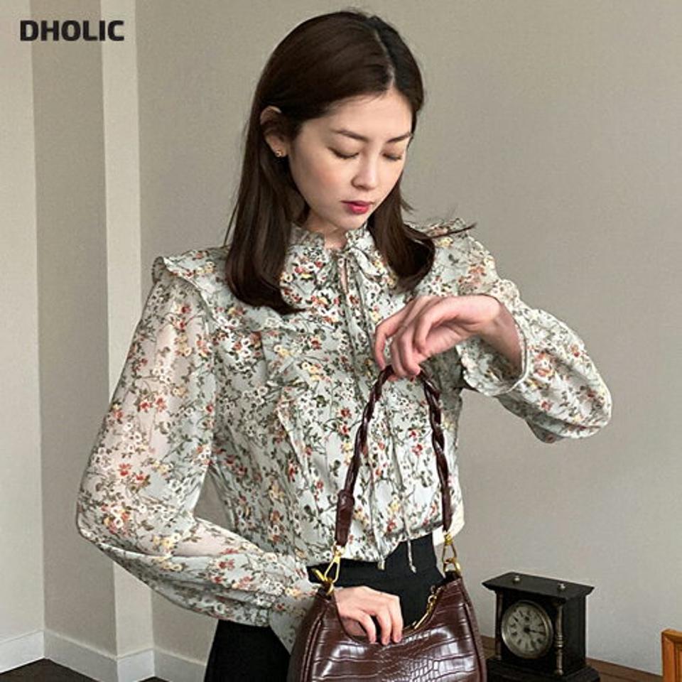 フリルフローラルリボンブラウス・全4色・t00004 レディース 【bl】韓国ファッション トップス ブラウス 長袖 ボウタイ フリル フローラル 花柄 襟コン フラワー リボン スリット シンプル 大人 体型カバー カジュアル フェミニン 秋 冬