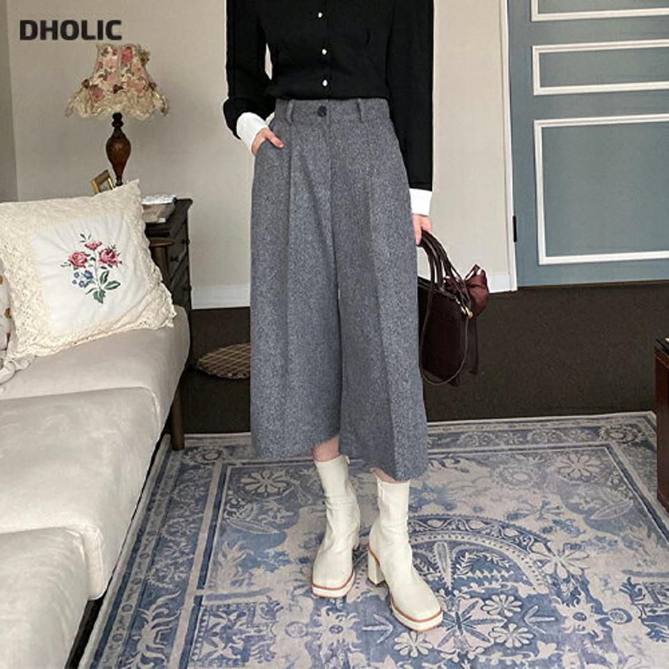 クロップドタックパンツ・全2色・t00019 レディース 【pt】韓国ファッション ボトムス パンツ クロップド ワンタック ワイドパンツ ポケット ウール混 無地 シンプル 体型カバー カジュアル フェミニン 秋 冬