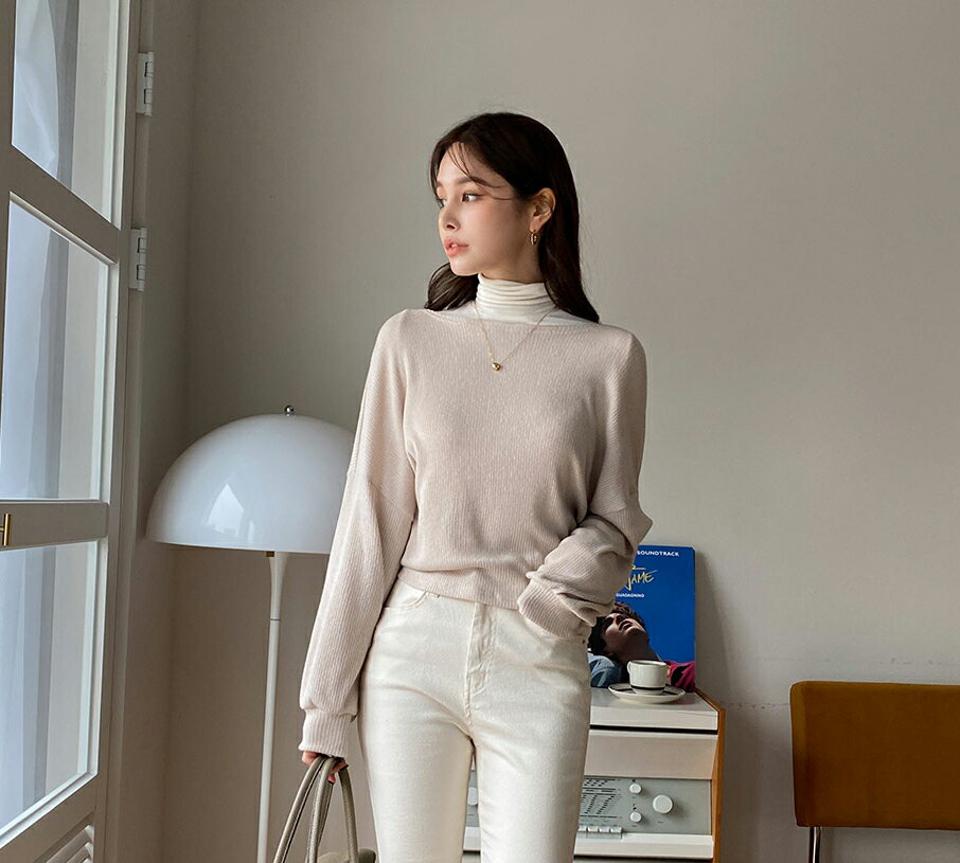 【只今10%OFF】バックツイストドルマンスリーブニット・全3色・t00005 レディース 【tops】 韓国ファッション トップス ニット ボートネック 長袖 バックオープン バックシャン バックコンシャス ドロップショルダー ユニーク 無地 冬 ハイホリHIHOLLI【ニットセール】