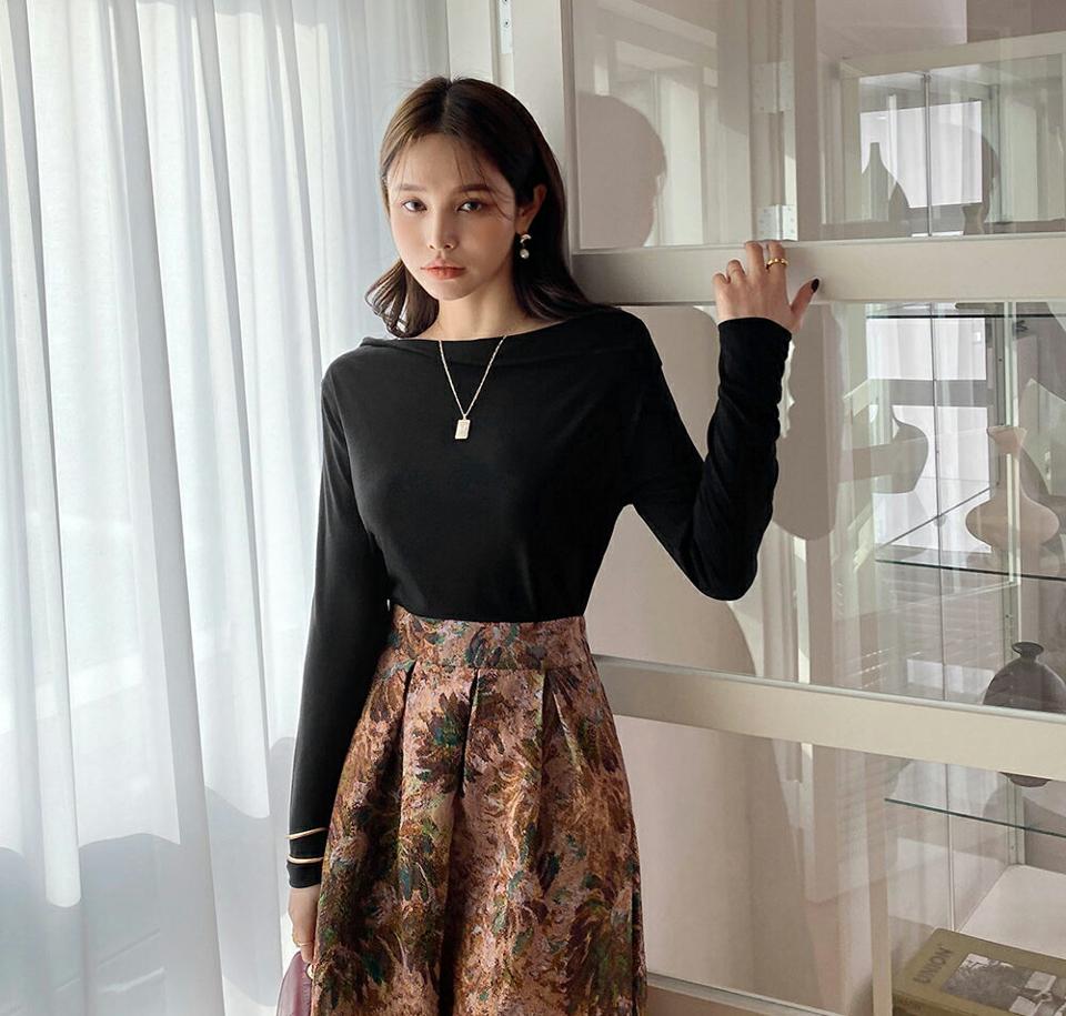 アンバランスボートネックTシャツ・全4色・t00812 レディース 【tops】 韓国ファッション トップス Tシャツ カットソー ボートネック ロールネック デコルテ スリム 細身 長袖 無地 カジュアル 冬 ハイホリHIHOLLI
