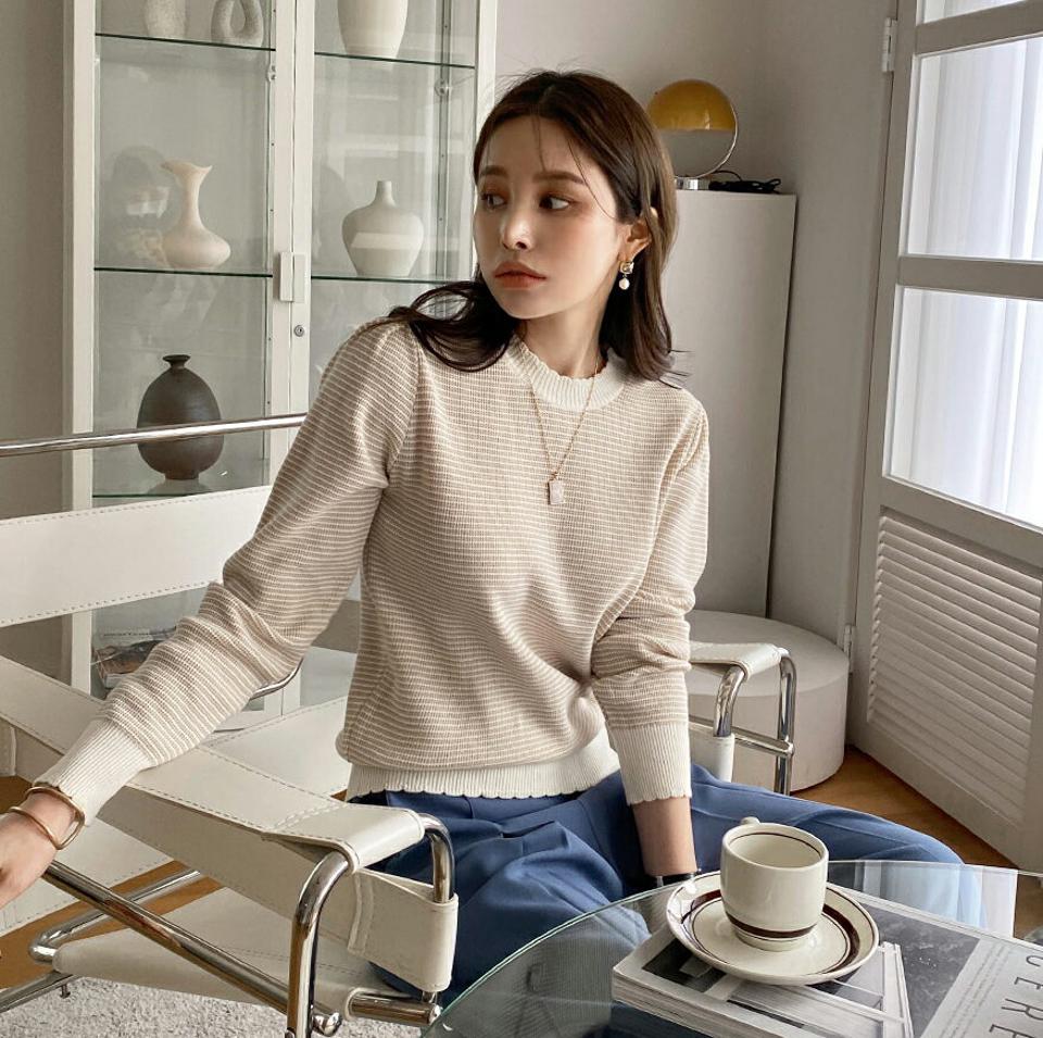 配色ボーダーパフニット・全3色・b00003 レディース 【tops】 韓国ファッション トップス ニット ラウンドネック モックネック 長袖 スリム 細身 パターン 柄 カジュアル 冬 ハイホリHIHOLLI